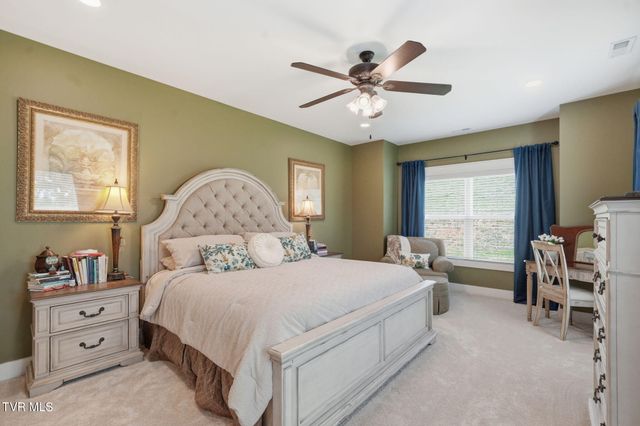 127 Allison Timbers Road, Piney Flats, TN 37686