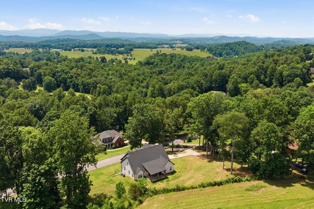 127 Allison Timbers Road, Piney Flats, TN 37686