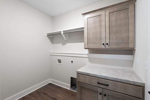 7905 E Turquoise Trl, Bel Aire, KS 67226