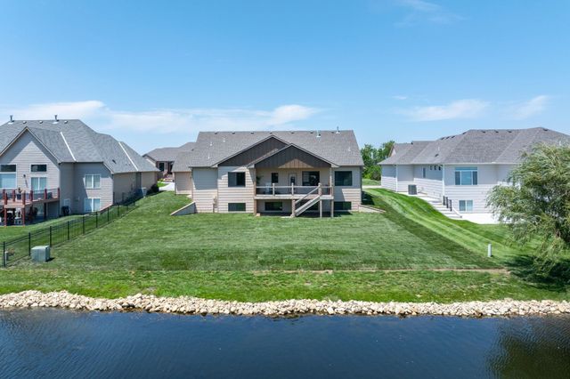 7905 E Turquoise Trl, Bel Aire, KS 67226