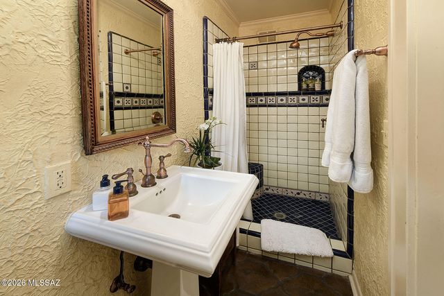 1919 E 3rd Street, Tucson, AZ 85719