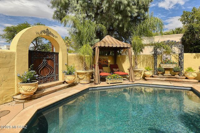 1919 E 3rd Street, Tucson, AZ 85719
