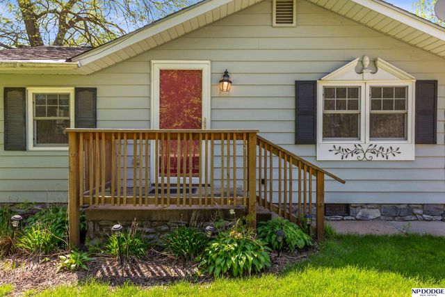 24149 Crown Point Avenue, Valley, NE 68064