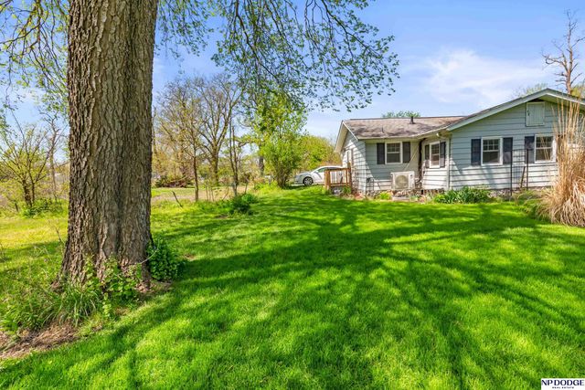 24149 Crown Point Avenue, Valley, NE 68064