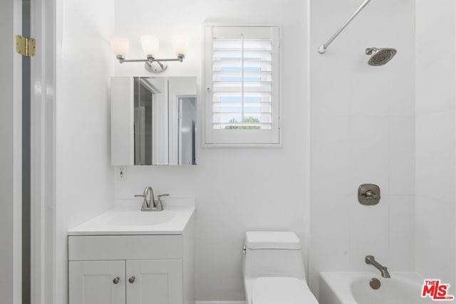 2752 Guirado Street, Los Angeles, CA 90023