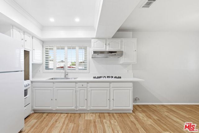 2752 Guirado Street, Los Angeles, CA 90023