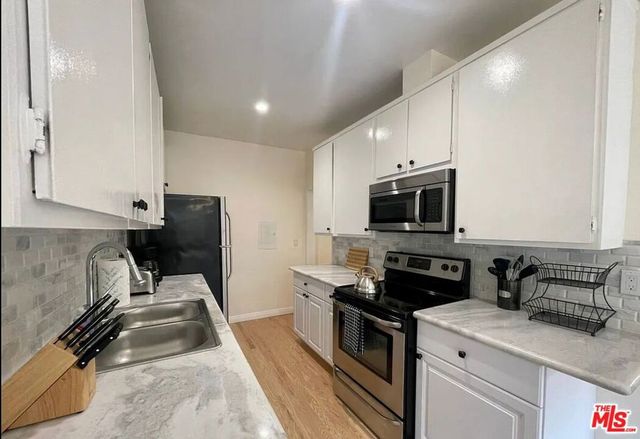 1141 19th Street 4, Santa Monica, CA 90403