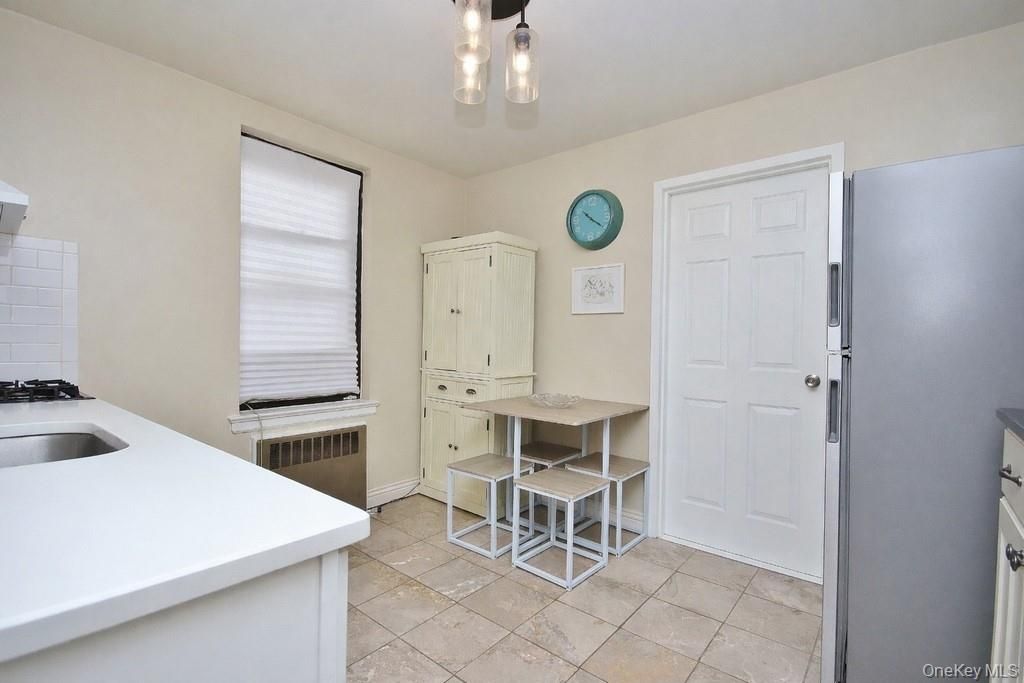 95 Sedgewick Avenue 4E, Yonkers, NY 10705 — photo 2
