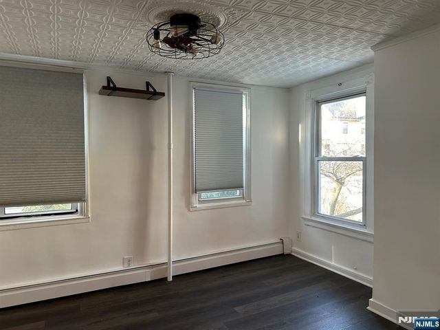 39 Midland Avenue 1, Montclair, NJ 07042