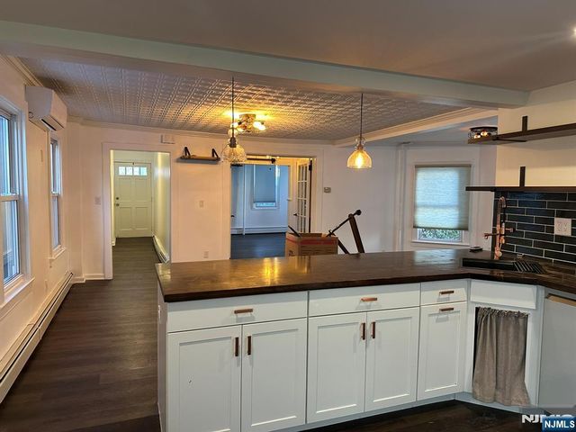 39 Midland Avenue 1, Montclair, NJ 07042
