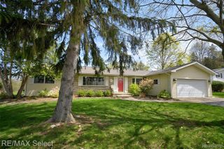 6324 Calkins Road, Flint Charter Township, MI 48532