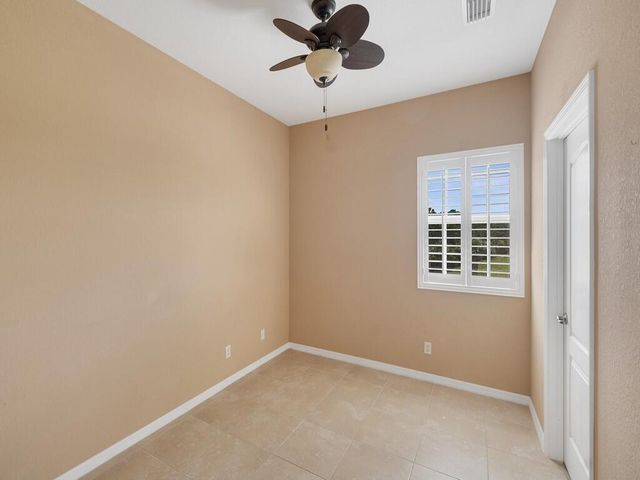 4190 Gator Greens Way 32, Fort Pierce, FL 34982