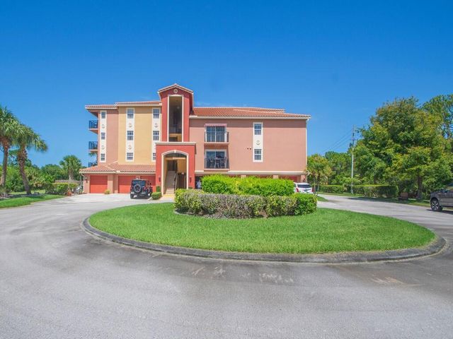 4190 Gator Greens Way 32, Fort Pierce, FL 34982