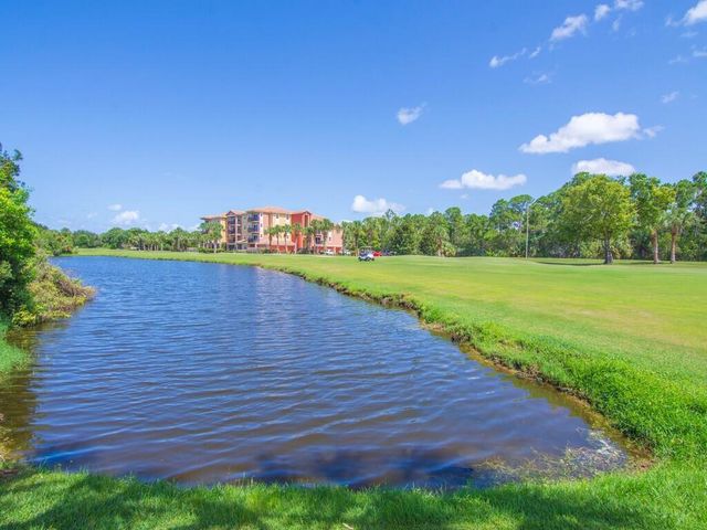 4190 Gator Greens Way 32, Fort Pierce, FL 34982