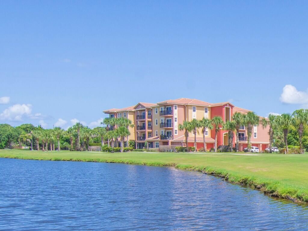 4190 Gator Greens Way 32, Fort Pierce, FL 34982