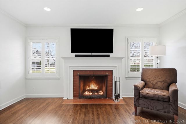 2315 S Delaware Place, Tulsa, OK 74114