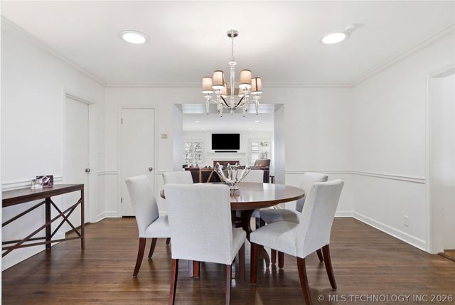 2315 S Delaware Place, Tulsa, OK 74114