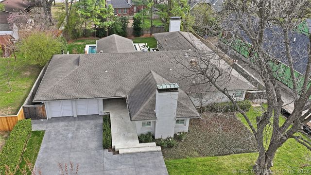 2315 S Delaware Place, Tulsa, OK 74114