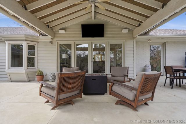 2315 S Delaware Place, Tulsa, OK 74114