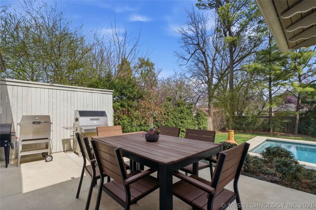 2315 S Delaware Place, Tulsa, OK 74114