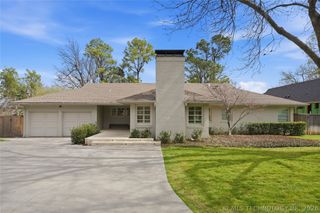 2315 S Delaware Place, Tulsa, OK 74114