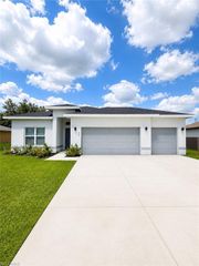 467 NE 1ST AVE, Cape Coral, FL 33993