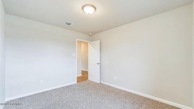 222 Crest Cove Drive, Maurice, LA 70555