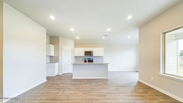 222 Crest Cove Drive, Maurice, LA 70555