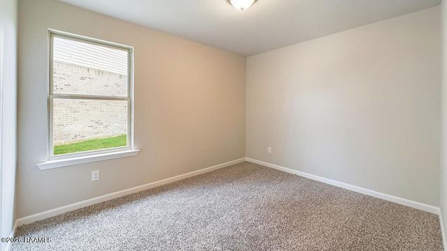 222 Crest Cove Drive, Maurice, LA 70555