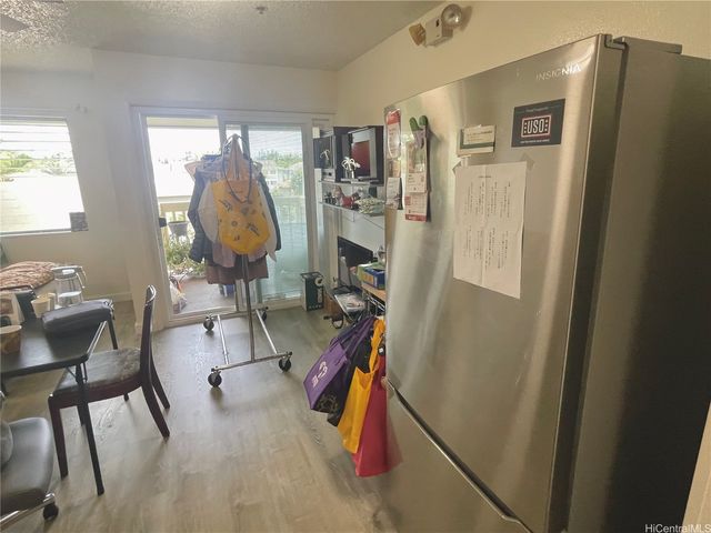 95-1050 Makaikai Street W16, Honolulu, HI 96789