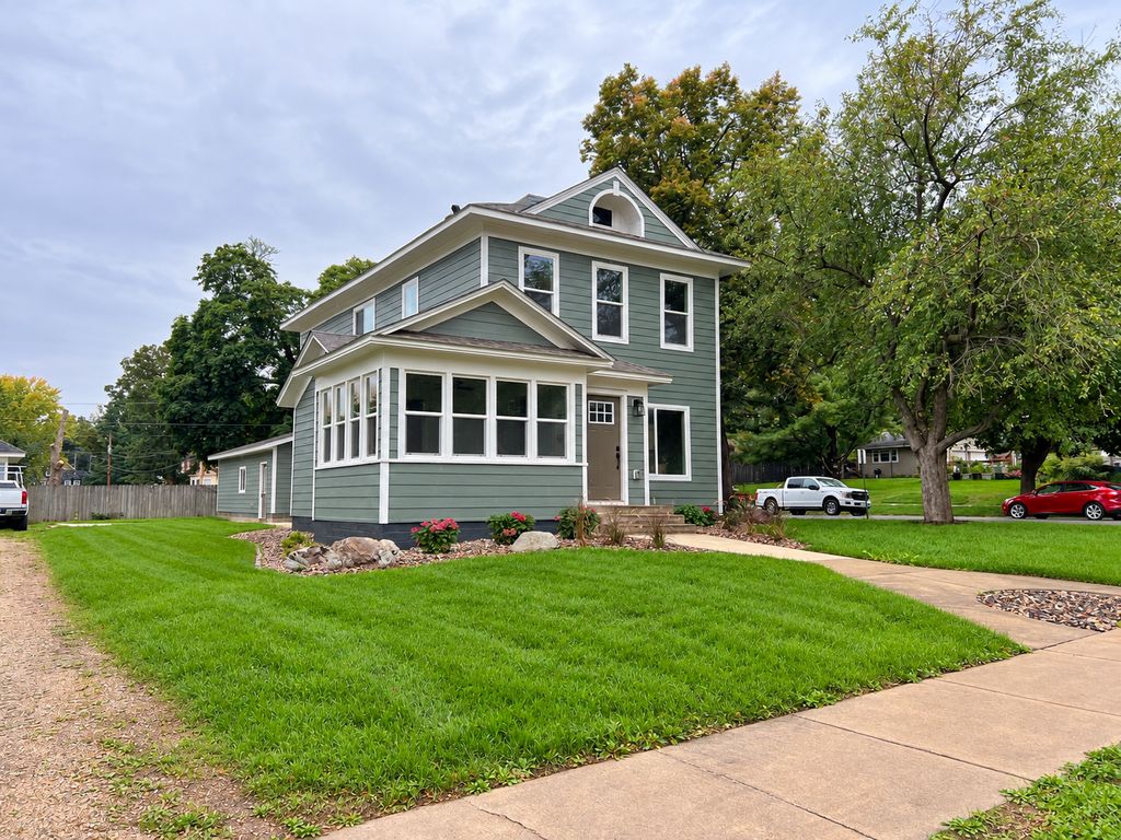627 W Fountain Street, Albert Lea, MN 56007 — photo 2