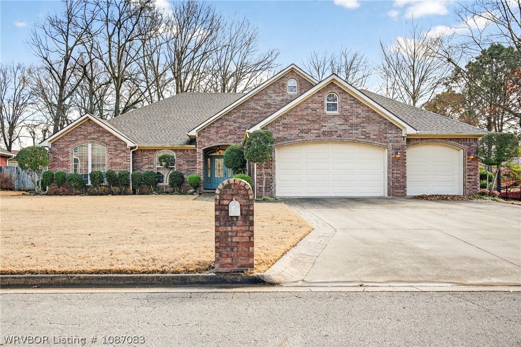 2905 Carrington Pointe Road, Fort Smith, AR 72903