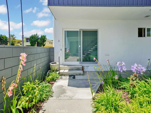 1594 Via Capri 1, Laguna Beach, CA 92651