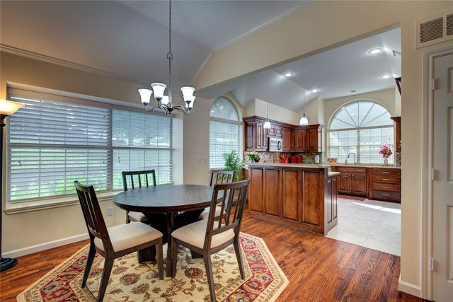 11 Lakeway Drive, Heath, TX 75032