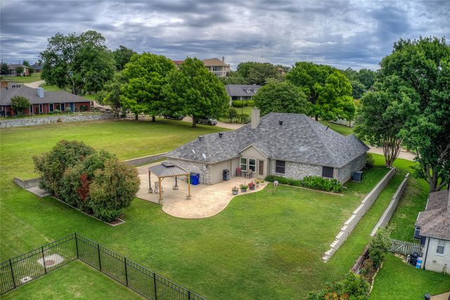11 Lakeway Drive, Heath, TX 75032