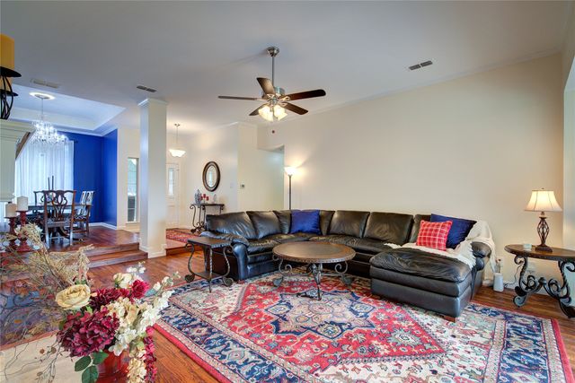 11 Lakeway Drive, Heath, TX 75032