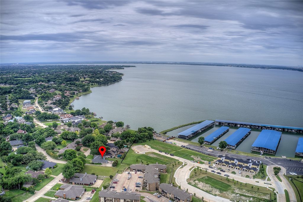 11 Lakeway Drive, Heath, TX 75032