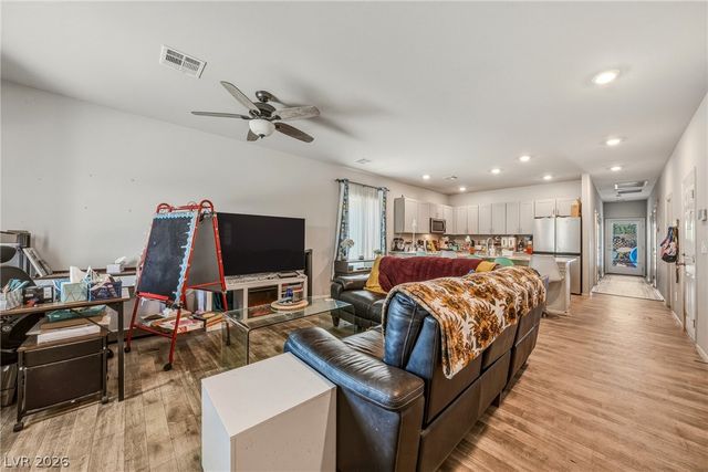 4418 Meadow Glade Avenue, North Las Vegas, NV 89084