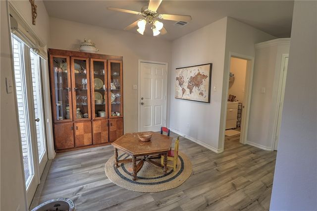 7417 Lake Micala Dr, Corpus Christi, TX 78413