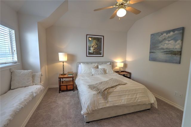 7417 Lake Micala Dr, Corpus Christi, TX 78413