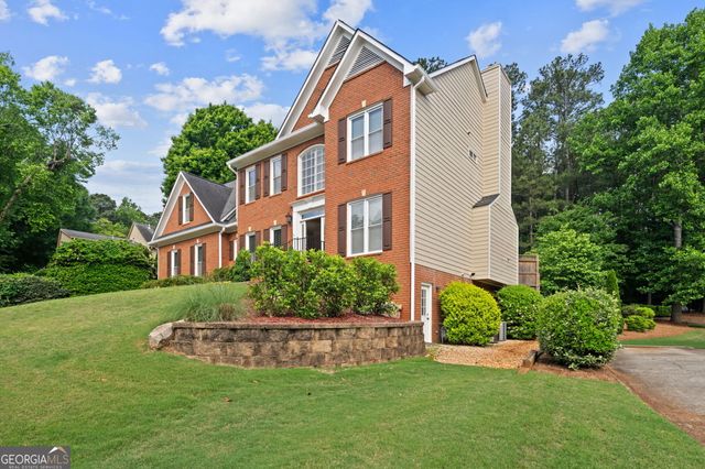 390 Woodbrook Way, Lawrenceville, GA 30043