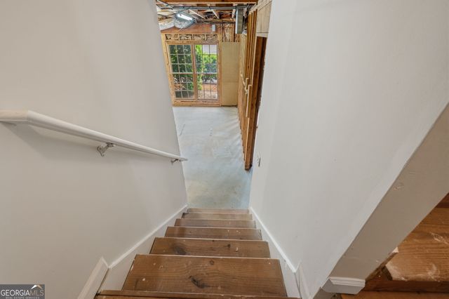 390 Woodbrook Way, Lawrenceville, GA 30043