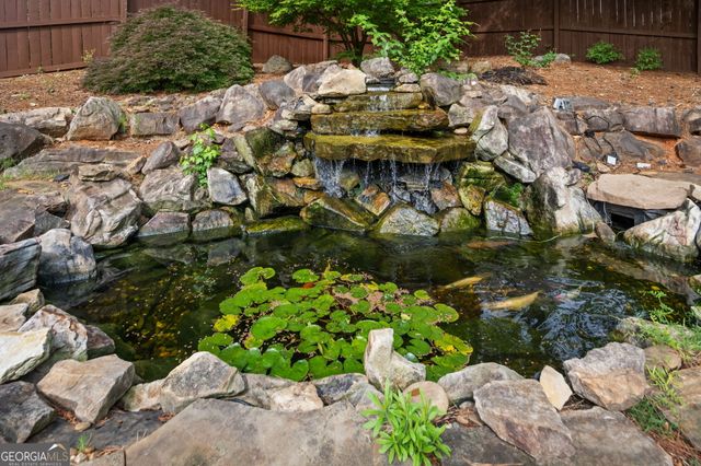 390 Woodbrook Way, Lawrenceville, GA 30043