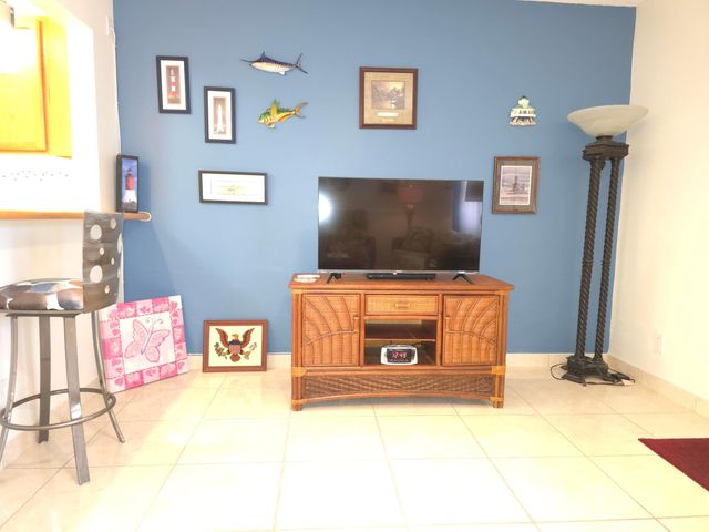 105 OXFORD 100, West Palm Beach, FL 33417