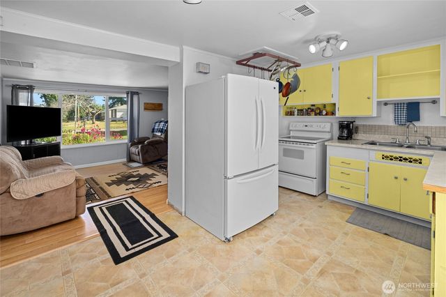 810 E Hobert Avenue, Ellensburg, WA 98926