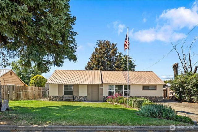 810 E Hobert Avenue, Ellensburg, WA 98926