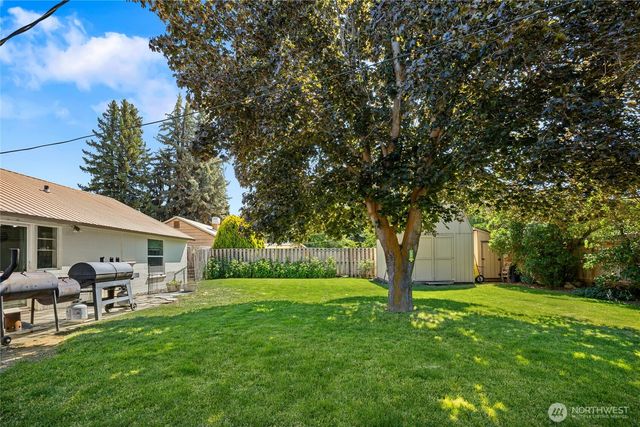 810 E Hobert Avenue, Ellensburg, WA 98926