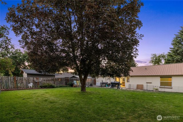 810 E Hobert Avenue, Ellensburg, WA 98926