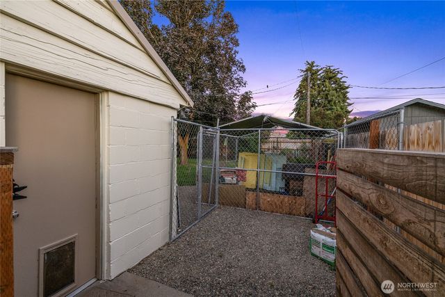 810 E Hobert Avenue, Ellensburg, WA 98926