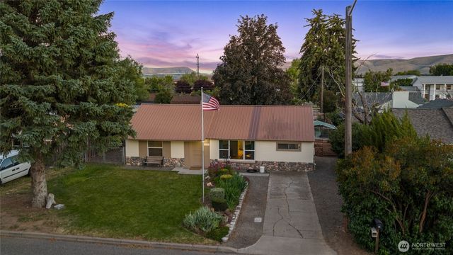 810 E Hobert Avenue, Ellensburg, WA 98926